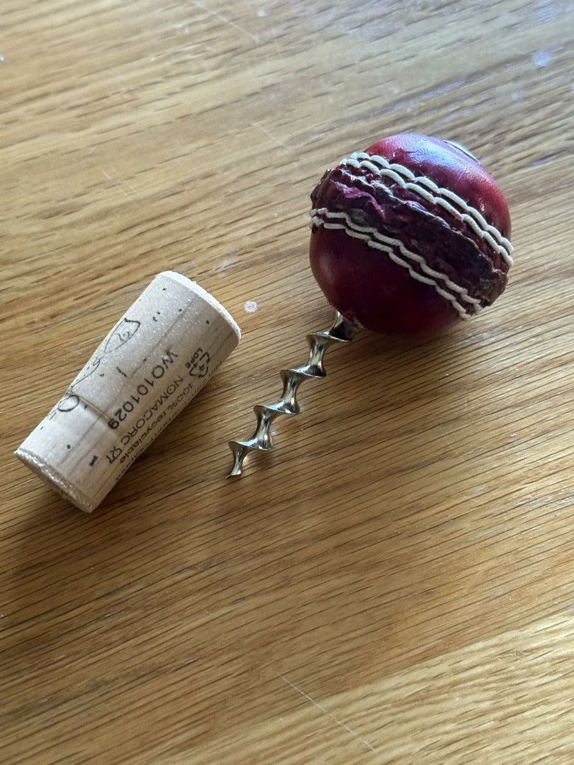 CRICKET-GIFTS - Mini Cricket Ball Wine Opener | Hand Made in UK | 4cm Ball & Metal Auger | Easy Wine Cork Removal | Not for Synthetic Corks