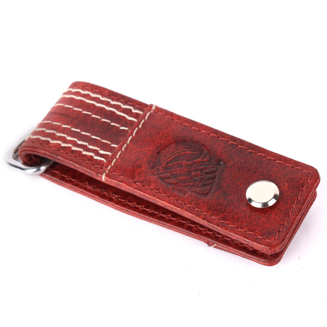 CRICKET-GIFTS - Buffalo Leather Screw Key Chain | Luxurious & Durable | Ideal for Cricket Enthusiasts | Secure & Elegant Metal Clasp