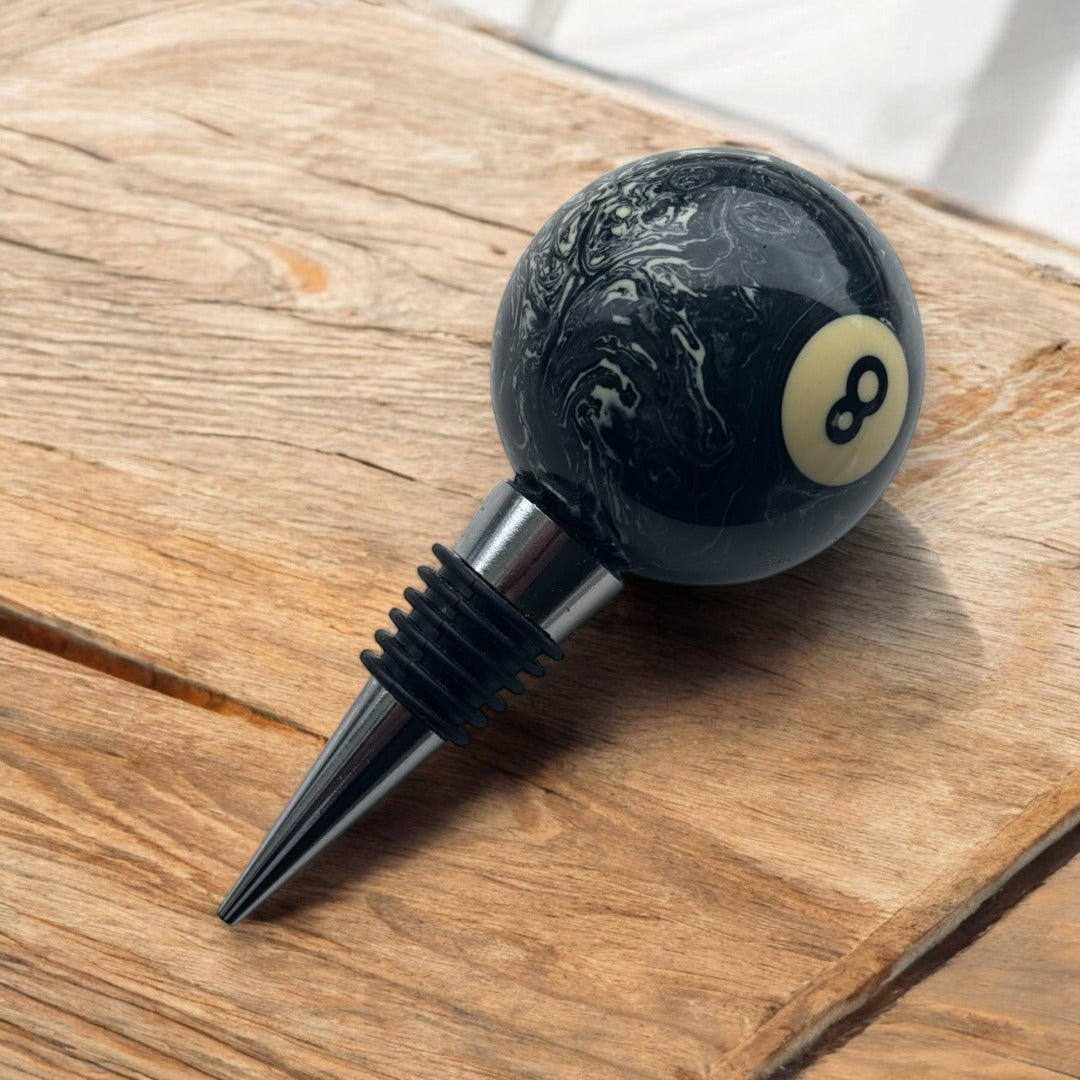 SPORTGIFTZ Pool Ball Wine & Spirit Bottle Stopper ? Stylish Billiards-Themed Seal for Bottles Up to 22mm ? Perfect Gift for Pool & Wine Lovers