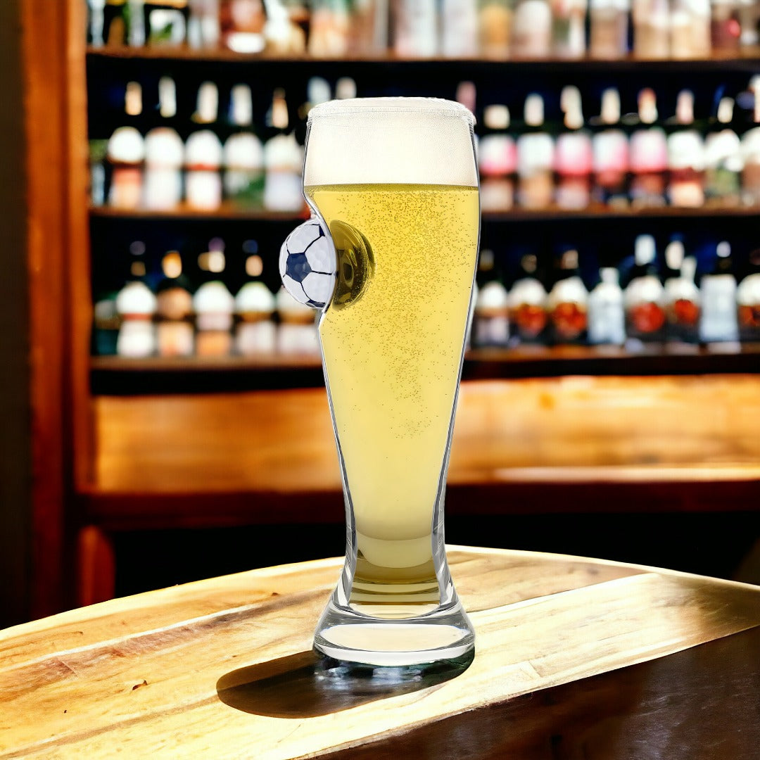 Football-Themed Pilsner Beer Glass ? Unique Sports Fan Gift ? Tall Crystal-Clear Glass for Beer Lovers ? Perfect Gift for Football Enthusiasts & Game Nights