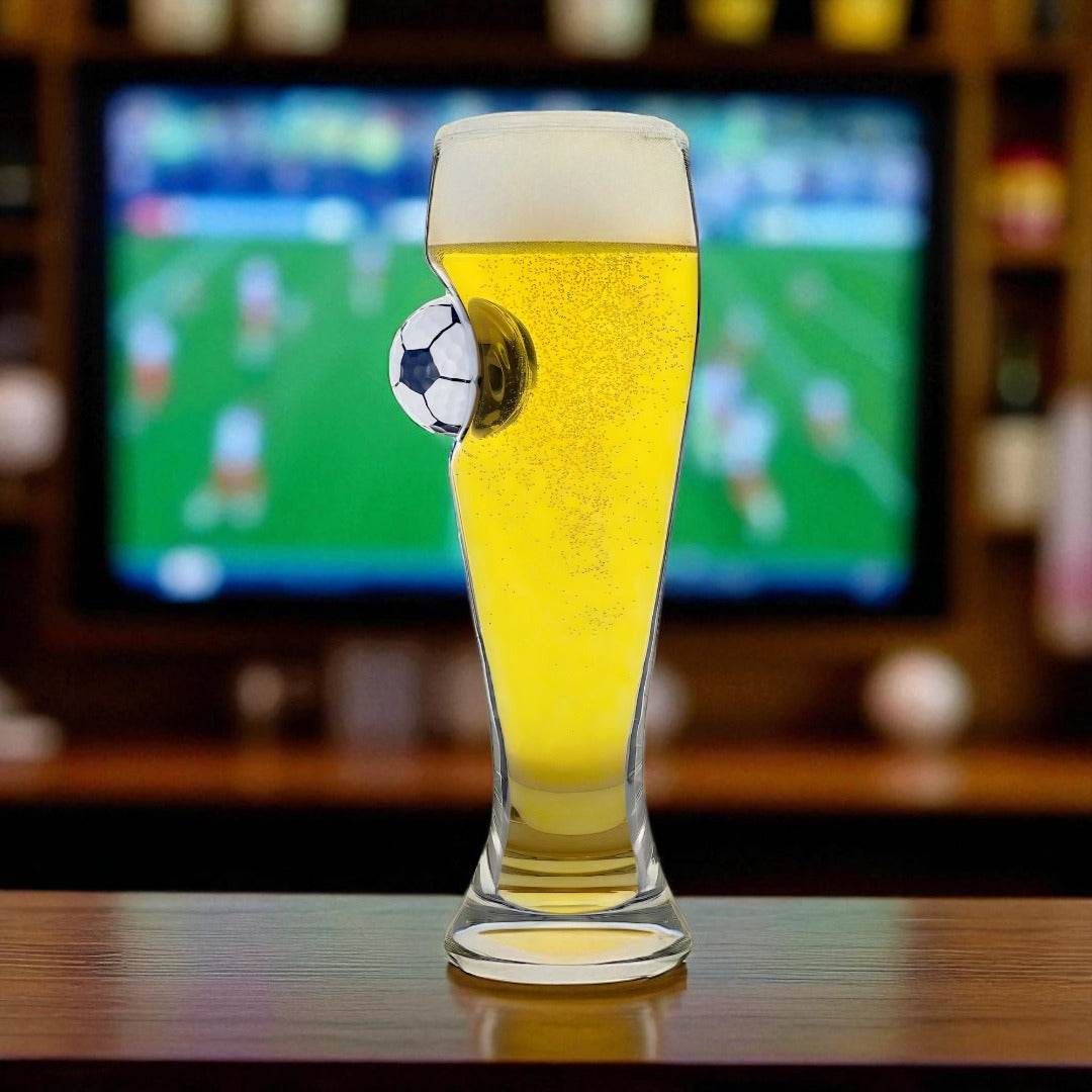 Football-Themed Pilsner Beer Glass ? Unique Sports Fan Gift ? Tall Crystal-Clear Glass for Beer Lovers ? Perfect Gift for Football Enthusiasts & Game Nights