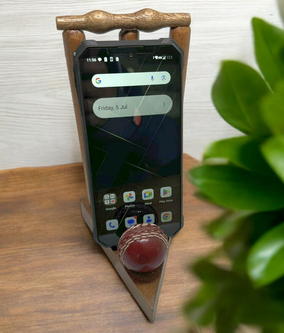 CRICKET-GIFTS - Desktop Phone Holder | Real Wood Design | Ideal for Cricket Fans | 8-Inch Size Fits All Mobiles