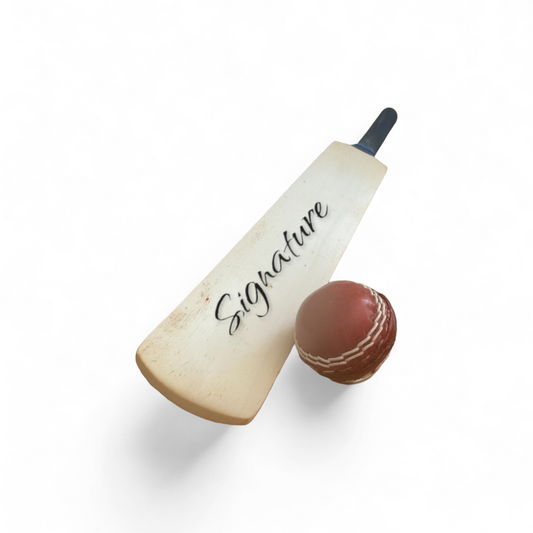 CRICKET-GIFTS - Mini Blank Cricket Bat | Ideal for Player Signatures | Small & Durable 40cm | Unvarnished & Unoiled | Ball Not Included