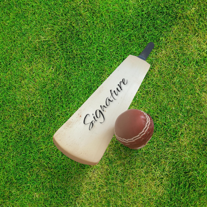 CRICKET-GIFTS - Mini Blank Cricket Bat | Ideal for Player Signatures | Small & Durable 40cm | Unvarnished & Unoiled | Ball Not Included