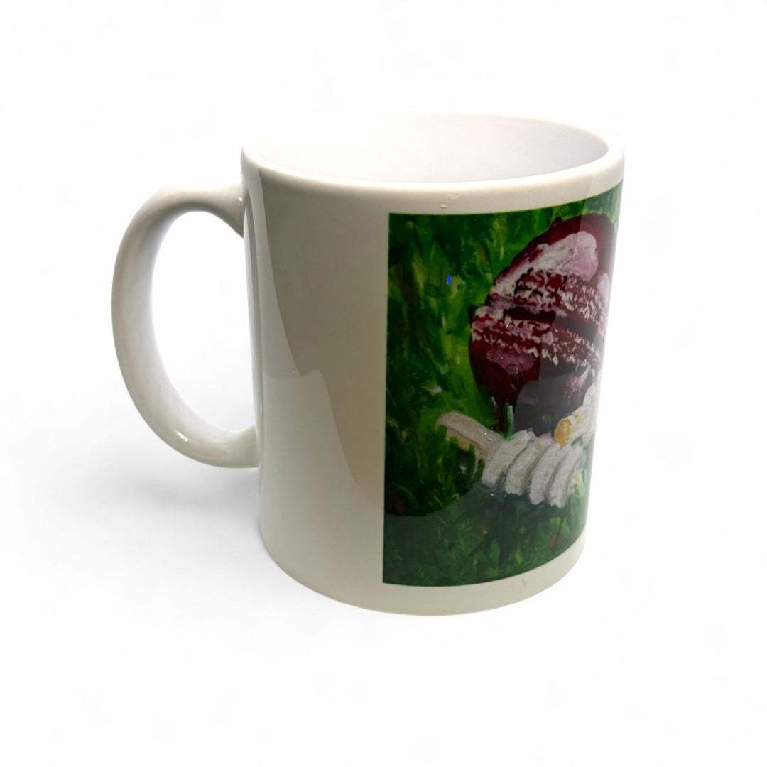 CRICKET-GIFTS - Cricketer's Mug | Ceramic Design by Anthony Kelly | Cricket Ball & Bails Artwork | 300ml Capacity | Ideal for Cricket Enthusiasts | Cricket Ball Design, White, Green