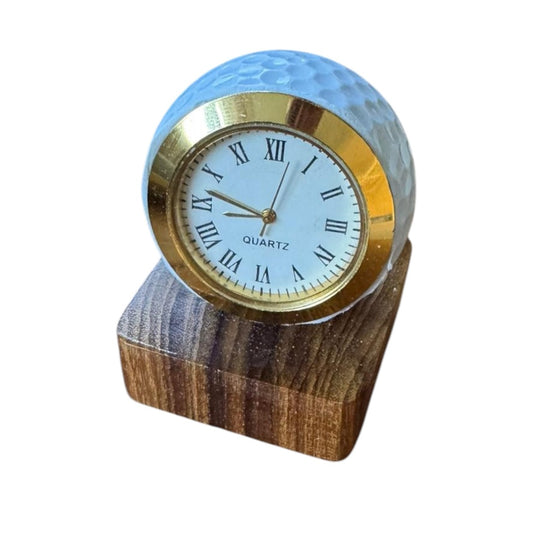 SPORTGIFTZ Mini Desktop Golf Ball Clock ? Elegant Timepiece for Golf Enthusiasts