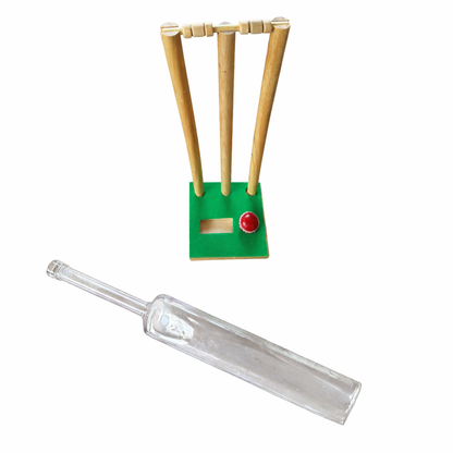 Cricket Bat, Stumps and Bails Decanter, 700ml Capacity