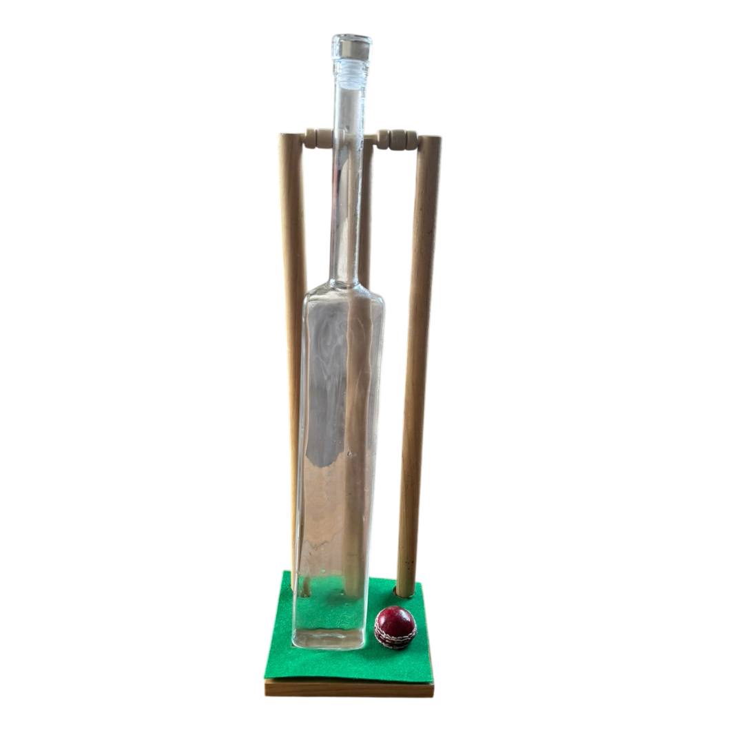 Cricket Bat, Stumps and Bails Decanter, 700ml Capacity